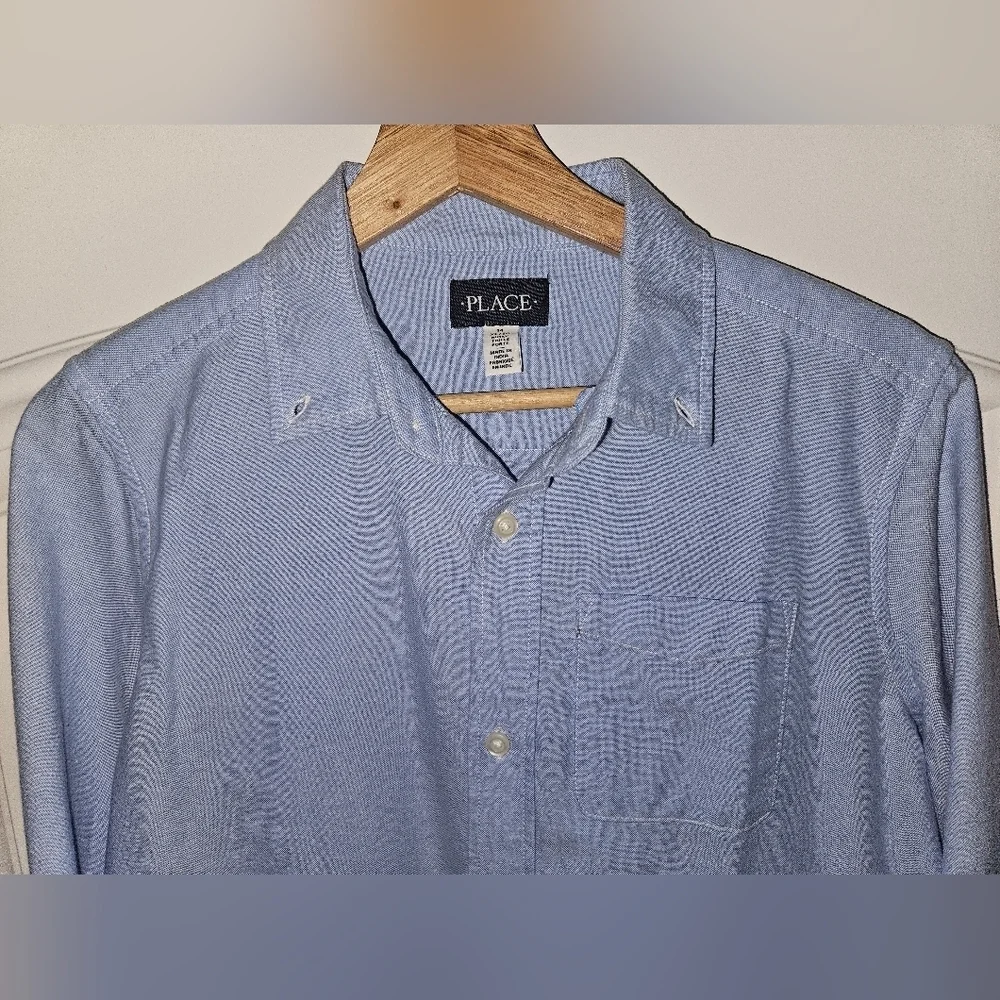 The Children's Place Oxford Blue Button Up Long Sleeve Shirt. Classic Style 14H